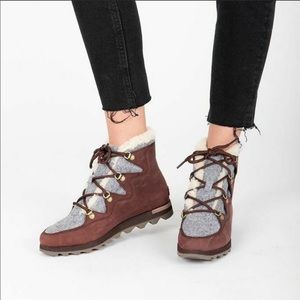 Sorel Sneakchic Alpine Snow Boots size 8.5